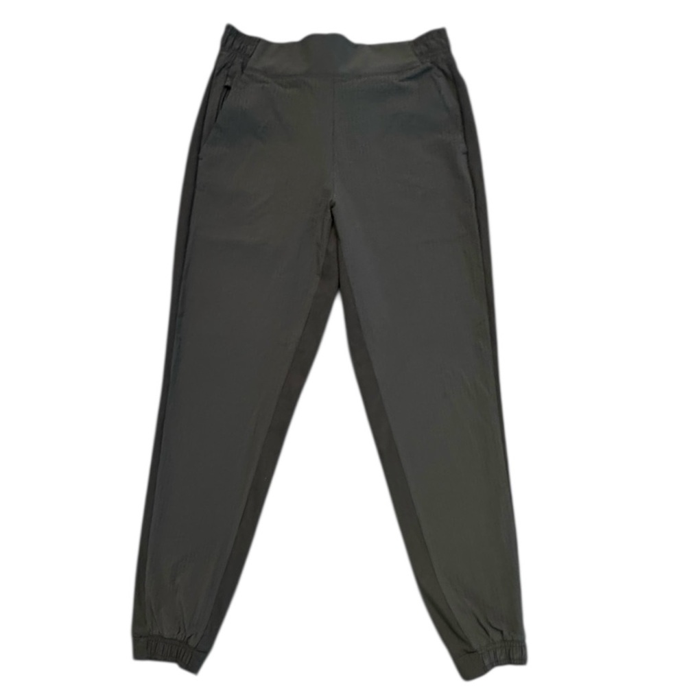Athleta Textured Brooklyn Jogger in Olive Green Gray - Picture 4 of 8